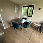 Nieuw! Modern Aan De Waddenzee 펜션