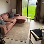 Nieuw! Modern Aan De Waddenzee 펜션 Westerland