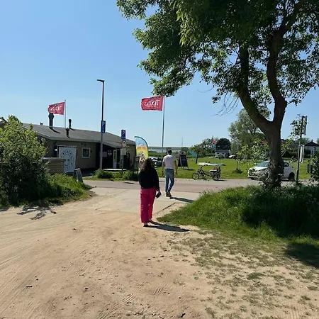 Hébergement de vacances Nieuw In 2025! Modern Aan De Waddenzee