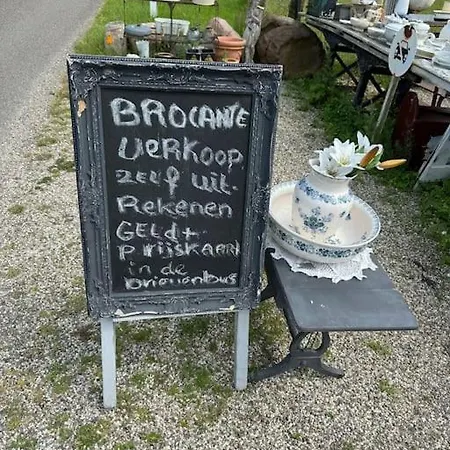 Aan De Waddenzee 度假居 *